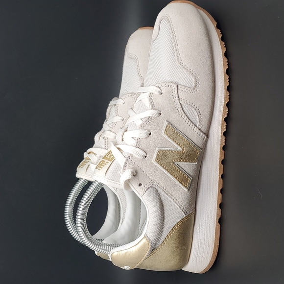New Balance Shoes - New Balance x J.Crew | EUC 520 Cream Gold Sneakers Size 8.5